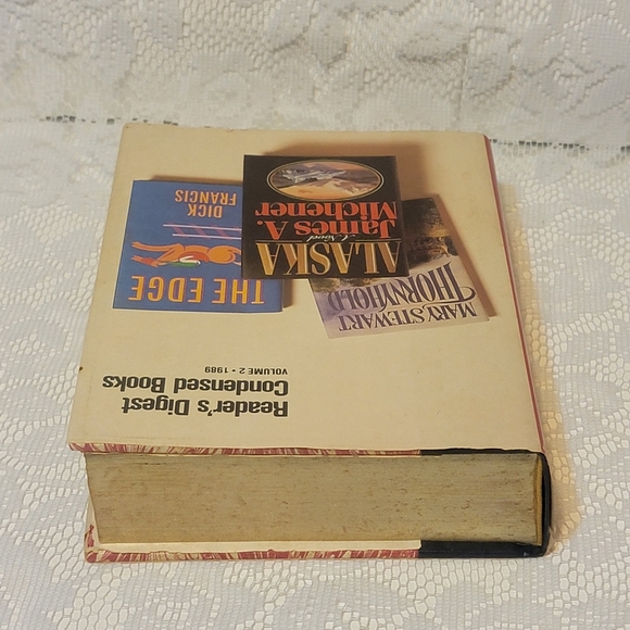 Vintage Reader's Digest Condensed Books Volume 2 1989 - Picture 4 of 12